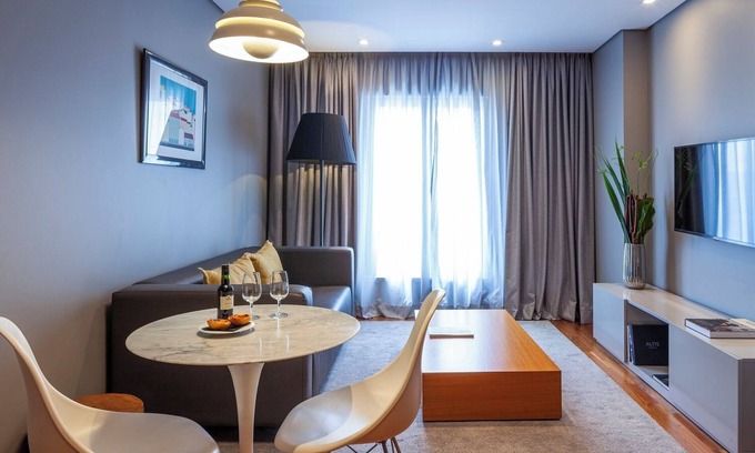 Santo Antonio Hôtel | Spacious Apartment with Full Kitchen, Private Parking, Comfort at Altis Prime