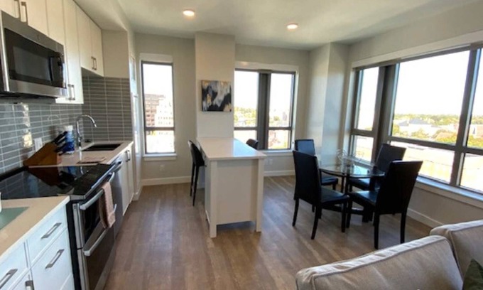 Quincy Appartement | Spacious Apt Downtown-OC-1104
