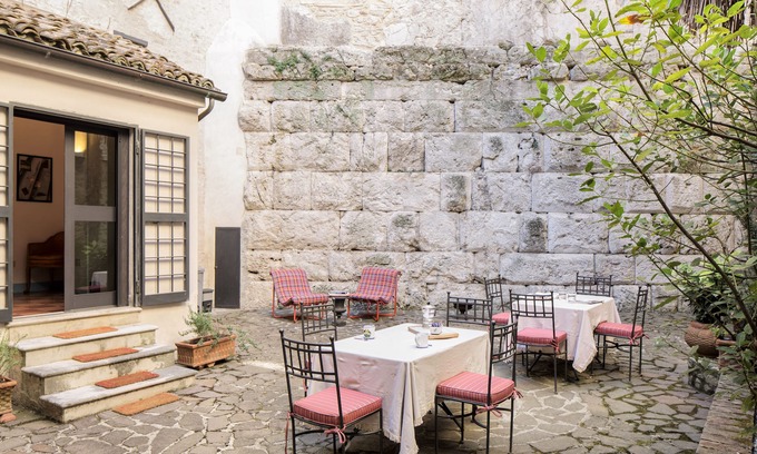 Spoleto Appartement | Spacious Artist's Home with Ancient Roman Walled Garden