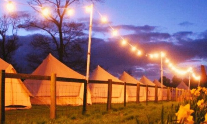 Danderhall Location De VR | Spacious Bell Tent Nestled in Our Orchard Field at Edinburgh Festival Glamping!