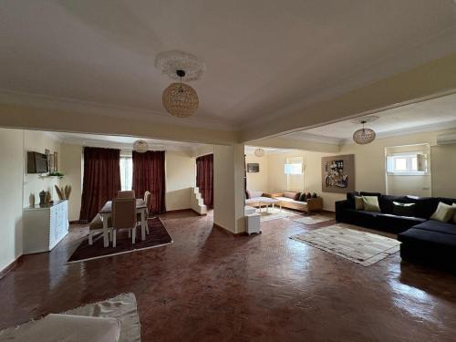 Zamalek Appartement | Spacious Boho 3BR 3BA in Zamalek