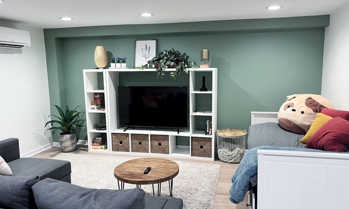 Southeast Maison | Spacious Capitol Hill Apartment Near Metro & Sites
