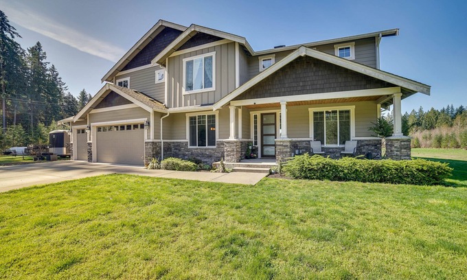 Lake Marcel-Stillwater Maison | Spacious Carnation Home w/ Grill & Large Yard