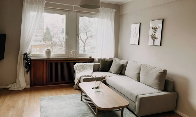 Holsterhausen Appartement | Spacious, central, close to the trade fair! BE1R