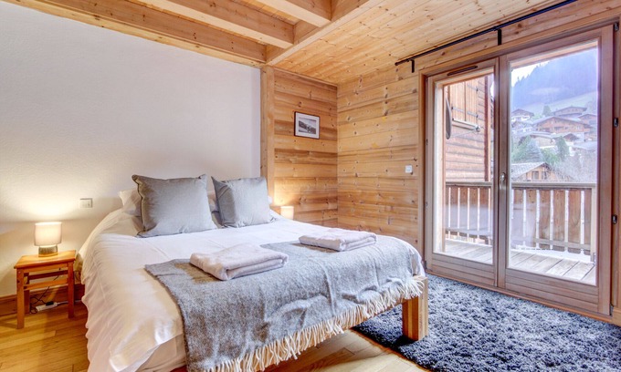 Morzine Chalet De Ski | Alptitude Chalet Bidon