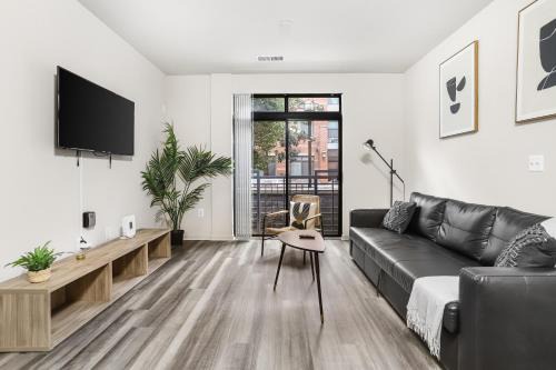 Arlington Appartement | Spacious Comfort Near Downtown Hotspots