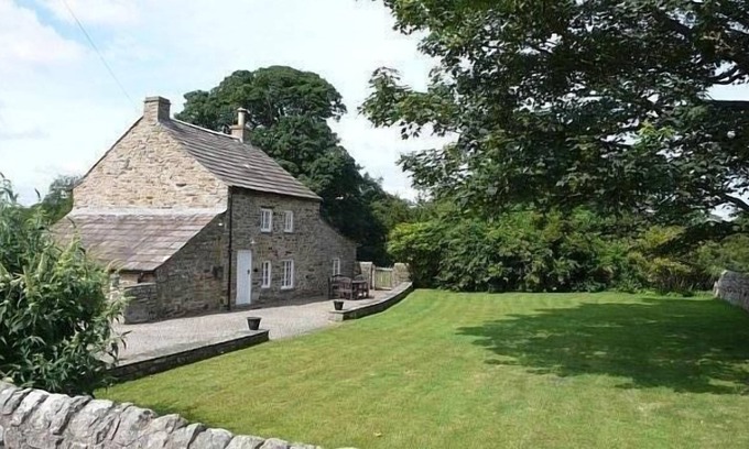 Barnard Castle Cottage | Cottage spacieux - Charmant hameau près du château de Barnard avec vue rurale!