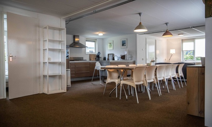 Linde Maison | bungalow spacieux et confortable « Frank » dans la zone boisée (12 personnes)