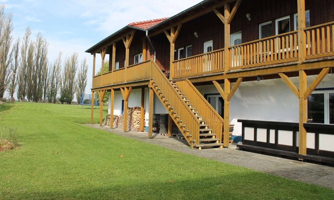 Boddin Appartement | Spacious Apartment in Boddin near Baltic Sea