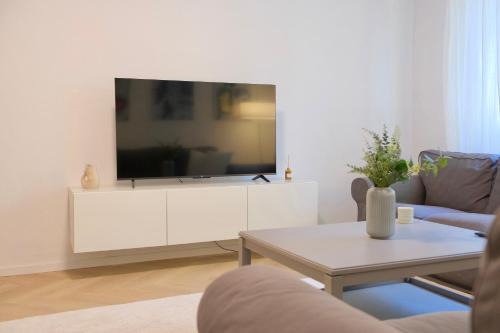 Altstadt Appartement | Spacious Design Apartment Würzburg Altstadt I FREE WINE AND COFFEE