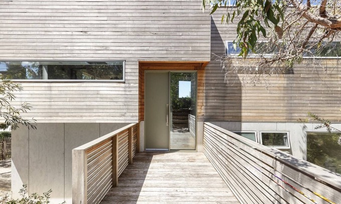 Anglesea Maison | Spacious Designer Home