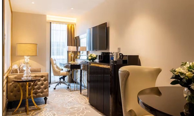 Portsoken Hôtel | Spacious East London Suite – Walk to Tower Bridge & Aldgate Tube Station