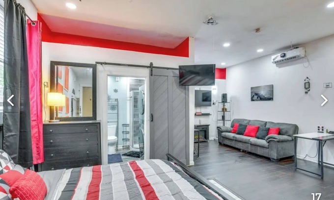 Dallas Appartement | Spacious Efficiency Apt ROOM #5
