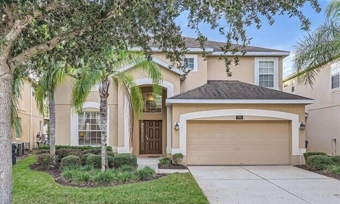 Watersong Maison | Elegant 6 Bed 4 1/2 Bath Pool Home, Privacy & Resort Amenities and Relaxation