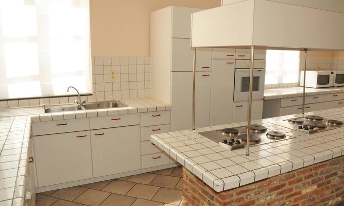 Somme-Leuze Maison | Spacious family home in an old school building