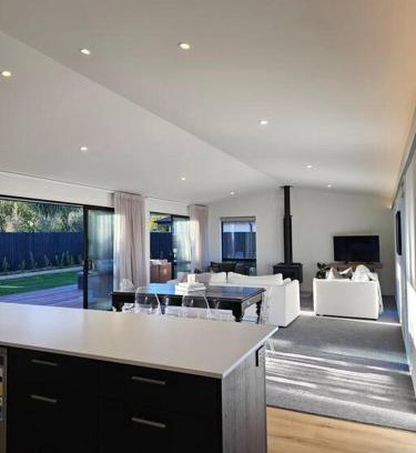 Kirwee Maison | Spacious Family Home