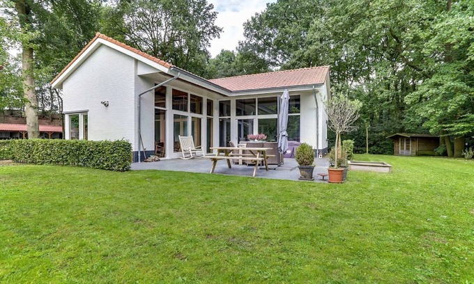 Uden Villa | Maison de campagne avec cheminée à Bedafse Bergen