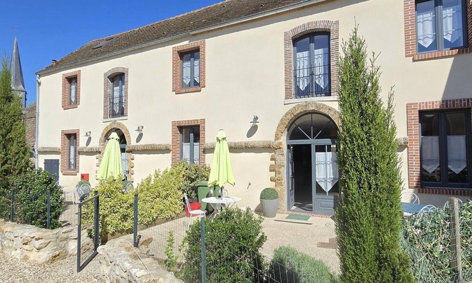 Mareil-le-Guyon Cottage | Gîte spacieux 200m² en ferme rénovée avec terrasse, à proximité de Montfort l'Amaury et Thoiry