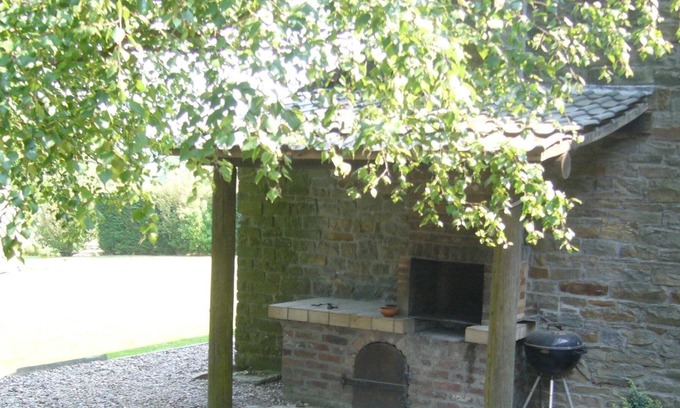Anthisnes Autre | Spacious Farmhouse in Anthisnes with Sauna
