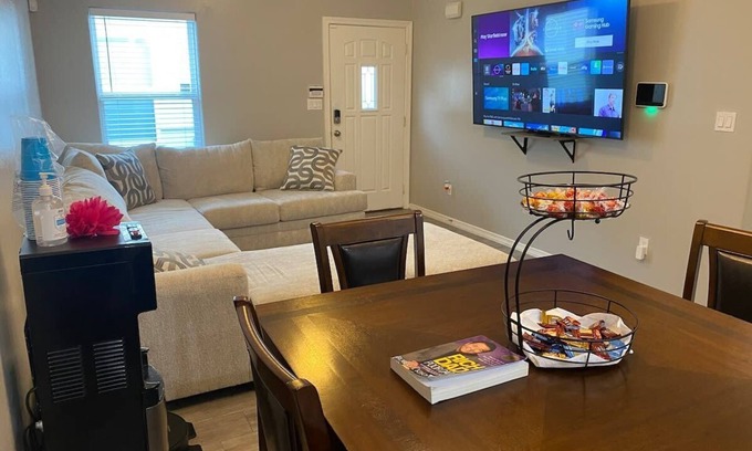 Edinburg Appartement | Spacious Getaway near UTRGV