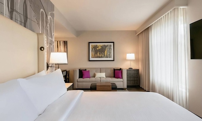 Berkeley Heights Hôtel | Spacious Good-Value Accommodation! 2 Family-friendly Units, Onsite Pool