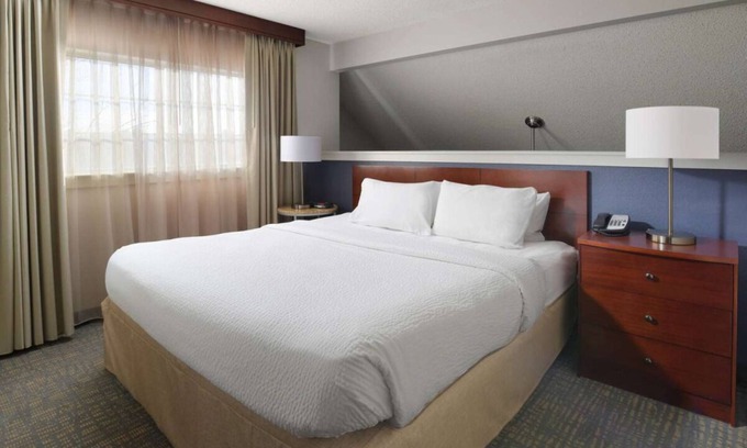Northeast Heights Hôtel | Spacious Good-Value Accommodation! 2 Modern Units, Pet-Friendly, Free Breakfast