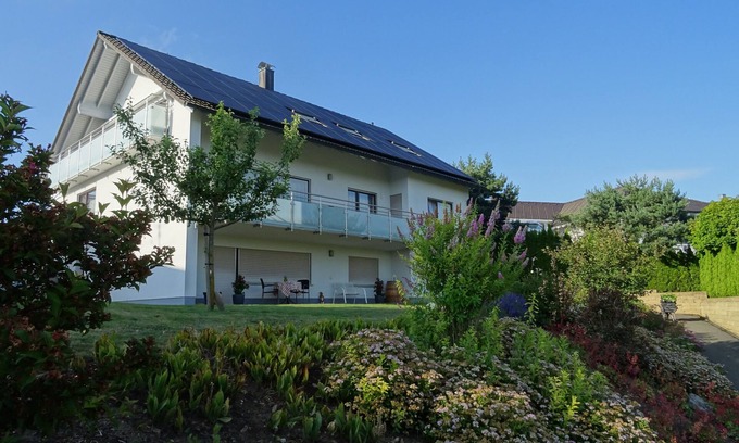Dietingen Appartement | appartement de vacances spacieux "Turm im Blick" dans un cadre attrayant,