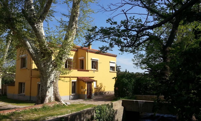 Thuir Appartement | Nature et tranquillité en meublé classé 3 ***