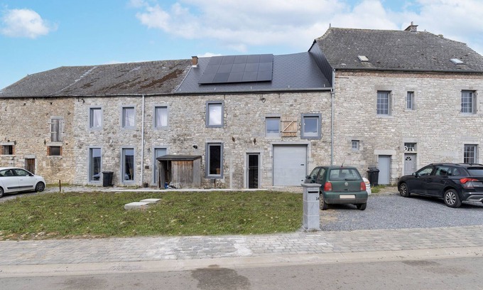 Doische Maison | Spacious holiday home in Doische with private pool