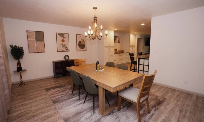 Phoenix Maison | Spacious Home 10 min to StateFarm Stadium w/pool