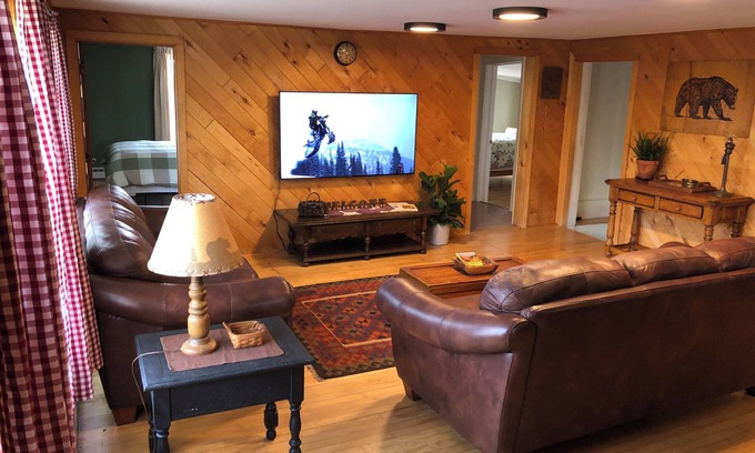 Calumet Maison | Spacious home with charming lodge feel – In town, one block from trails!