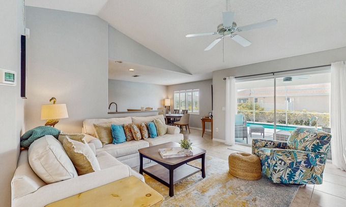 South Venice Maison | Spacious home with private saltwater heated pool, gas grill, close to the beach