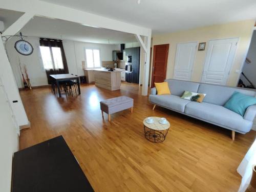 Monthyon Maison | Spacious house near Disneyland