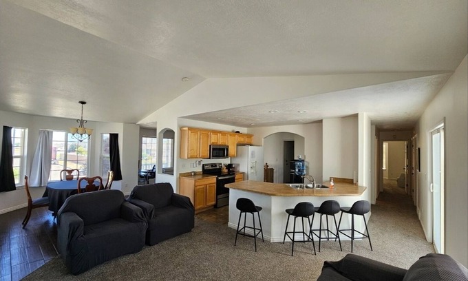 West Valley City Maison | Spacious House Near SLC Airport
