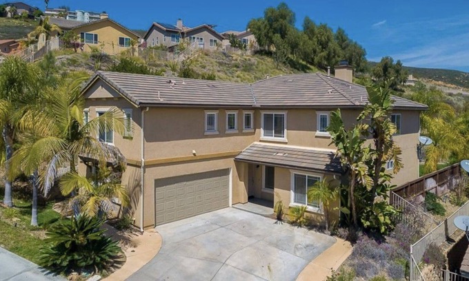 Spring Valley Maison | Spacious house with mountain view