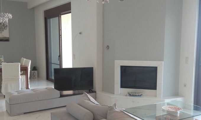 Xiro Chorio Maison | Maisonette Smaragda
