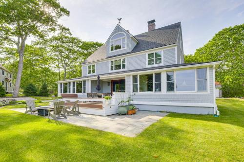 Kennebunkport Maison | Spacious Kennebunkport Home with View, 2 Mi to Beach