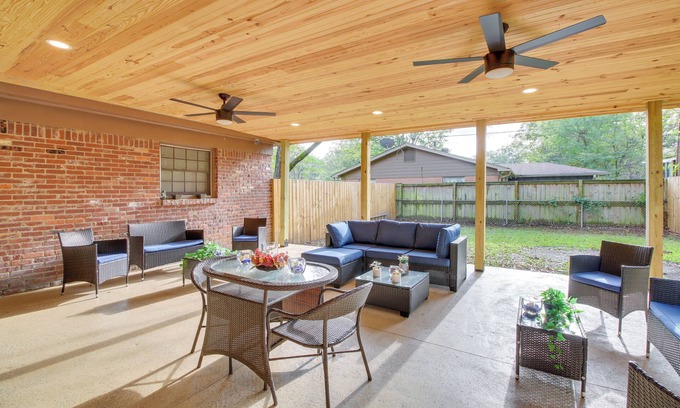 Little Rock Maison | Spacious Little Rock Home w/ Patio - 9 Mi to Dtwn!