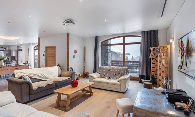 Les Saisies Appartement | Loft spacieux avec spa, piscine, salle de sport et parking