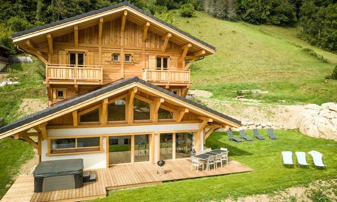 Montriond Chalet De Ski | Chalet standing 2-14 personnes , moderne JACCUZZI, SAUNA et HOME CINEMA