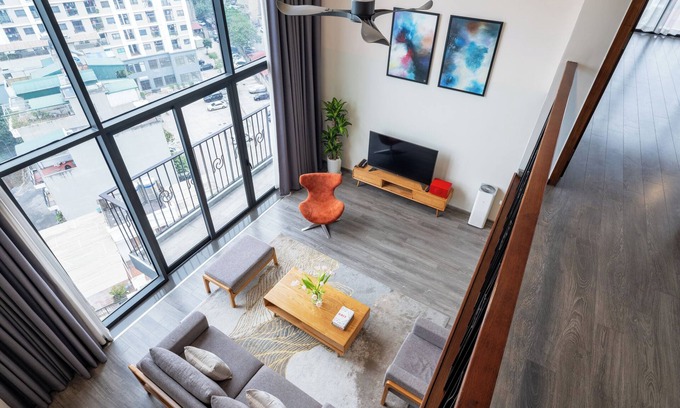 Nhat Tan Appartement | Spacious modern apartment in prime location with spectacular view