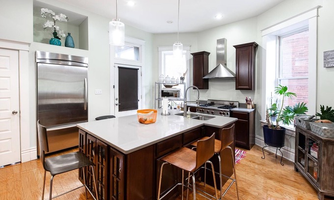 The Gate Maison | Spacious Modern Home in a Historic, Leafy Neighborhood