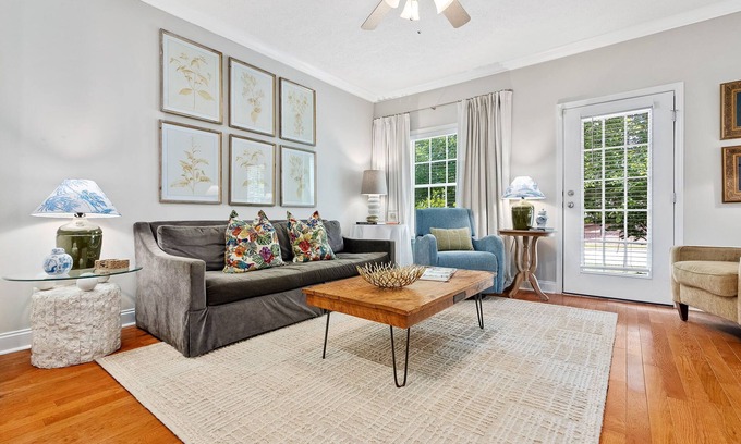 Auburn - Opelika Maison | Spacious Newly Furnished Townhome