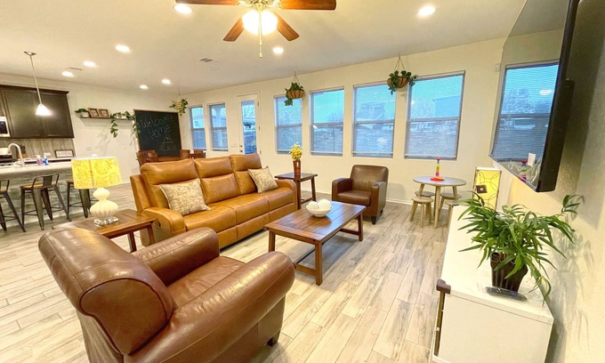 Wells Branch Maison | Spacious N Austin Retreat with a quick drive to Domain and Downtown Austin