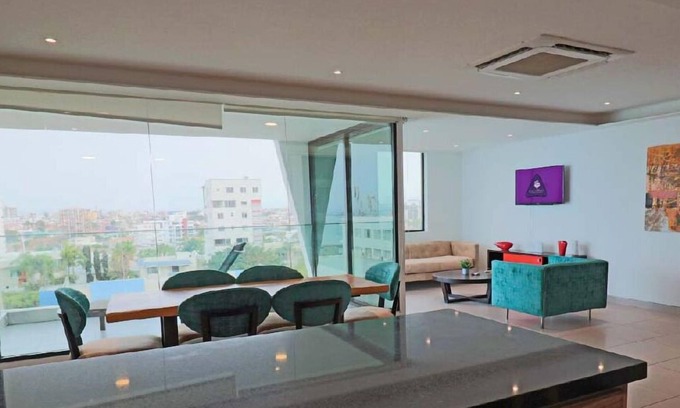 Manta Appartement | Spacious Oceanview Condo in Poseidon Hotel