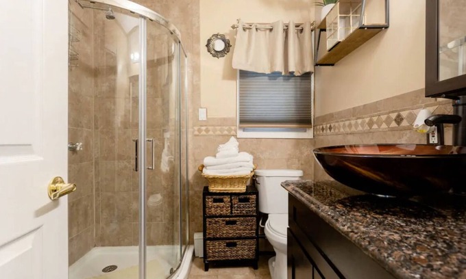 Centereach Appartement | Spacious one Bedroom Apt with private entrance