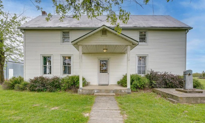 Rosebud Maison | Spacious Owensville Getaway with Winery On-Site!
