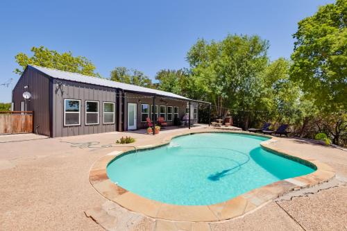 Palo Pinto Maison | Spacious Palo Pinto Home Private Dock and Pool