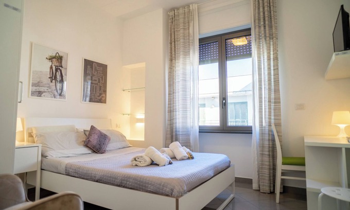 Cutrofiano Appartement | Spacious place with fast Wi-Fi and private terrace