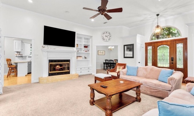 Tyler Maison | Spacious & Private Tyler Getaway Near Downtown!